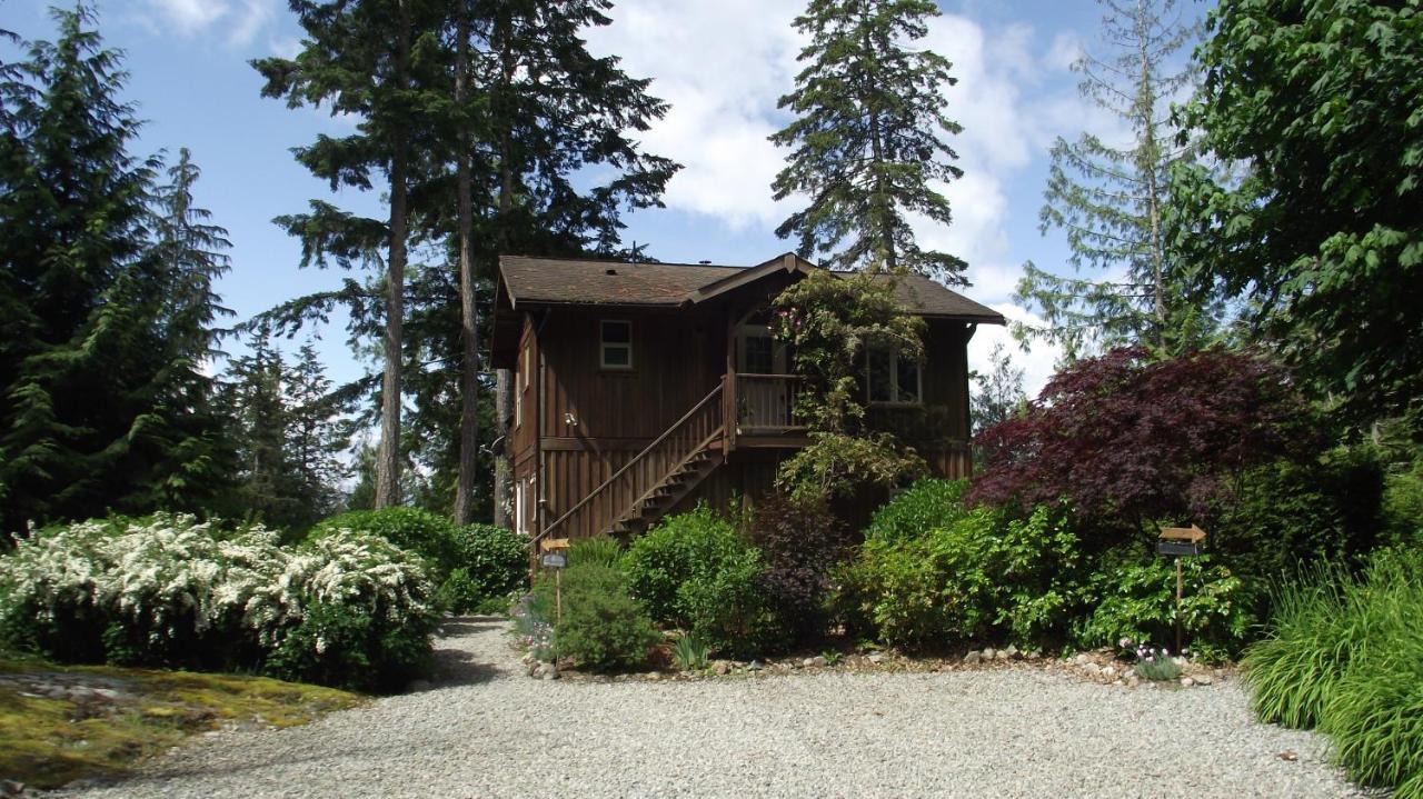 Secret Cove Cottage Suites Halfmoon Bay Exterior foto